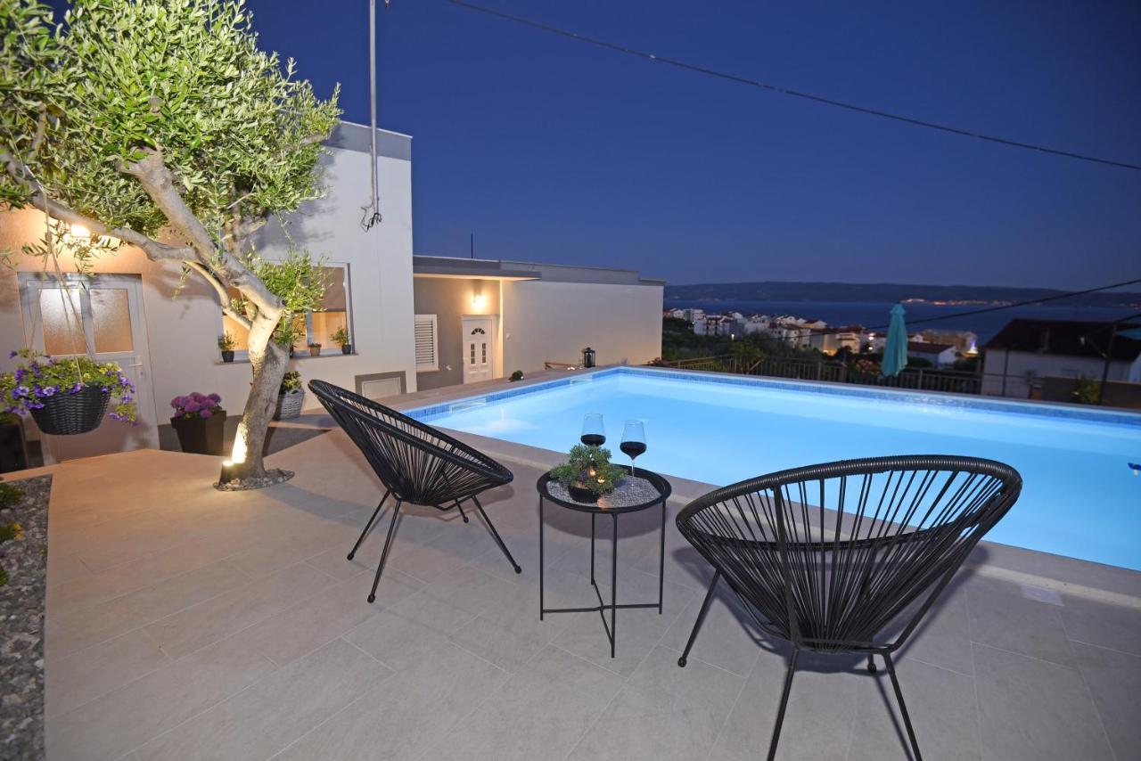 פודסטראנה Apartments Lidija - Sea View Apartment With Exclusive Right Of Using Hot Tub Or Split Level Apartment With Exclusive Right Of Using Pool מראה חיצוני תמונה