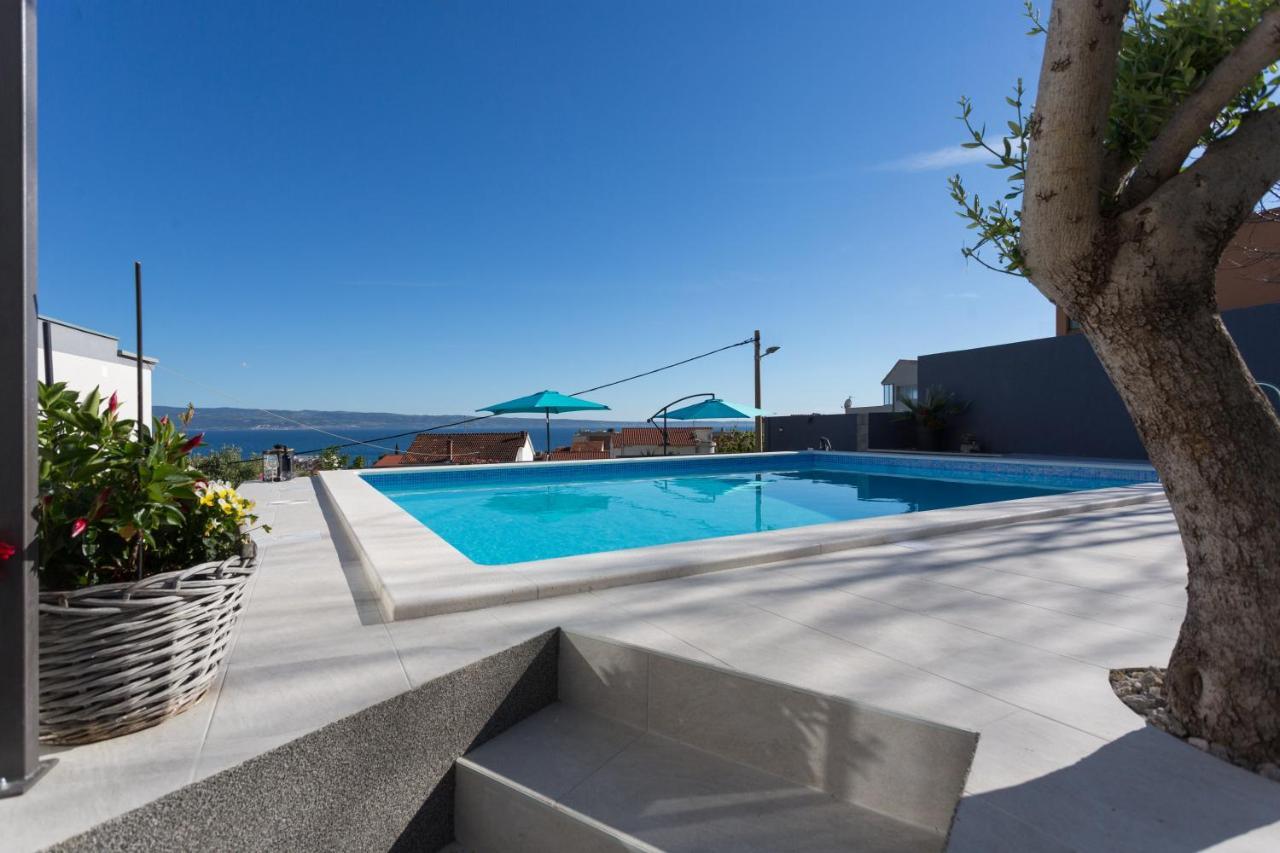 פודסטראנה Apartments Lidija - Sea View Apartment With Exclusive Right Of Using Hot Tub Or Split Level Apartment With Exclusive Right Of Using Pool מראה חיצוני תמונה