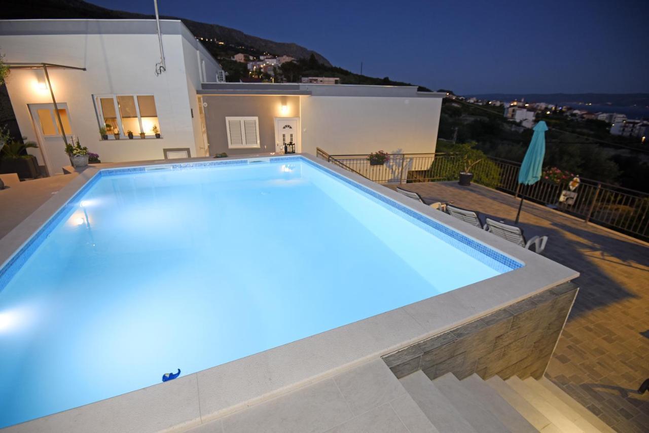 פודסטראנה Apartments Lidija - Sea View Apartment With Exclusive Right Of Using Hot Tub Or Split Level Apartment With Exclusive Right Of Using Pool מראה חיצוני תמונה