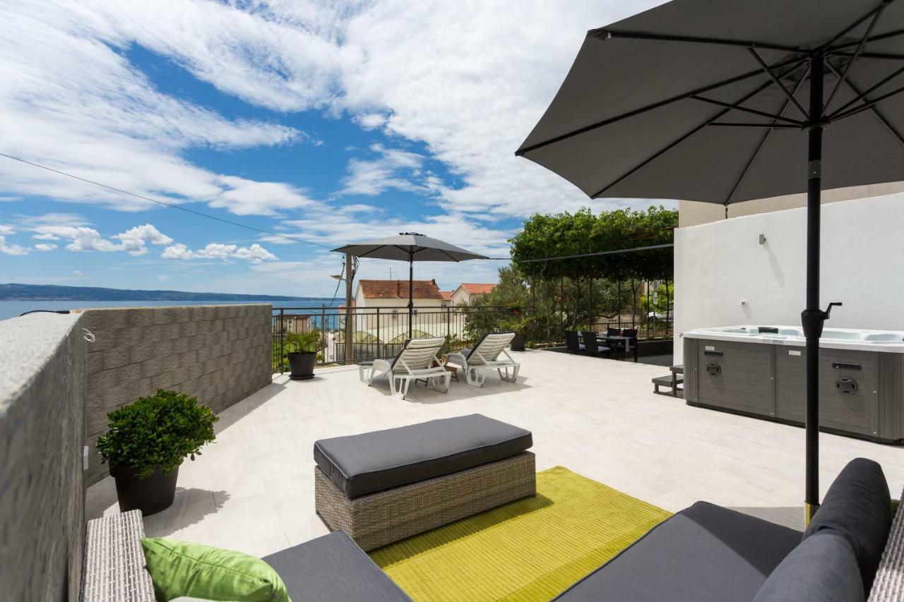 פודסטראנה Apartments Lidija - Sea View Apartment With Exclusive Right Of Using Hot Tub Or Split Level Apartment With Exclusive Right Of Using Pool מראה חיצוני תמונה