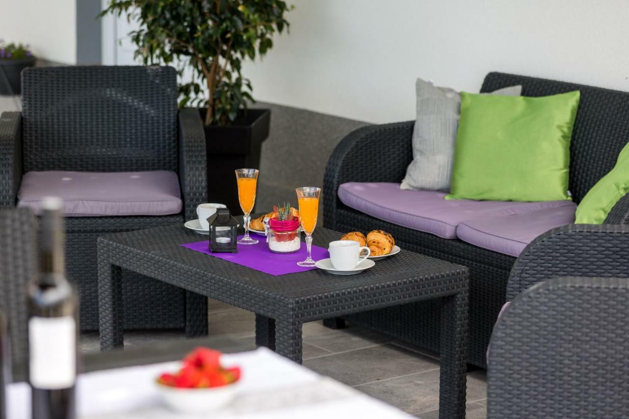פודסטראנה Apartments Lidija - Sea View Apartment With Exclusive Right Of Using Hot Tub Or Split Level Apartment With Exclusive Right Of Using Pool מראה חיצוני תמונה